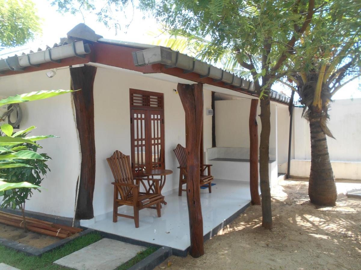 Shim Beach Resort Аругам Бей Екстериор снимка